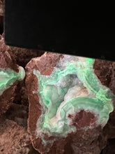 Geodes UV Open from Mexico 1 pound Roughstone.Rocks LLC